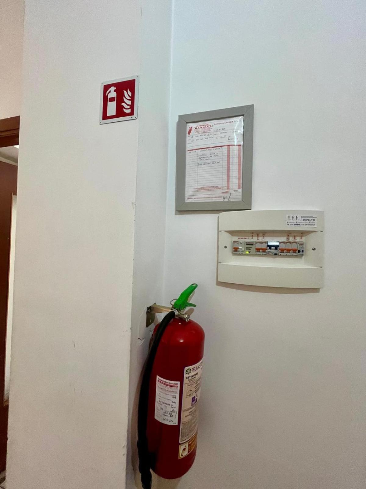 Casa Vacanza! A 50M Dal Mare! Bordighera Dış mekan fotoğraf